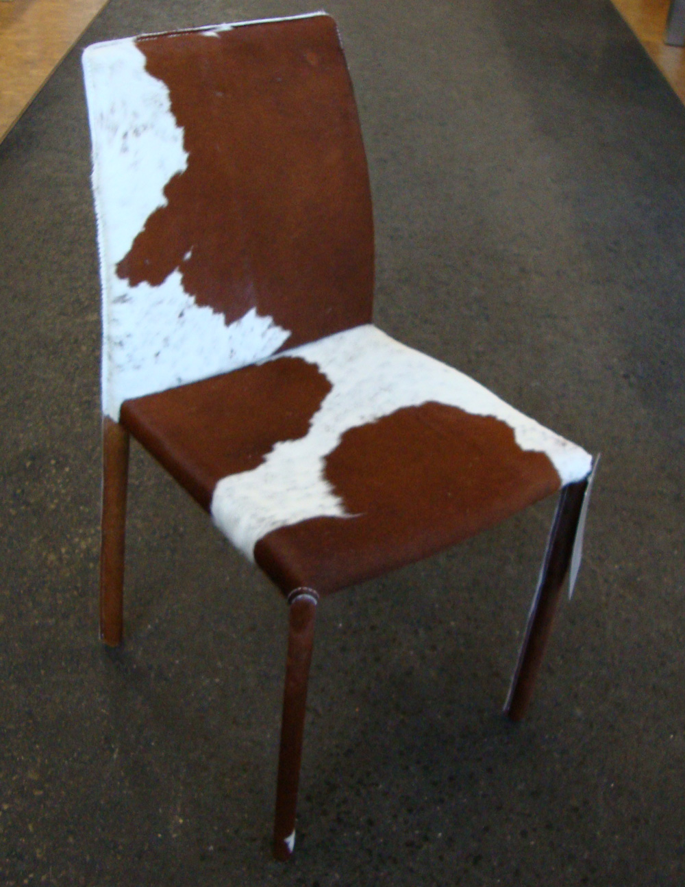 Stuhl Vacca aus echtem Kuhfell